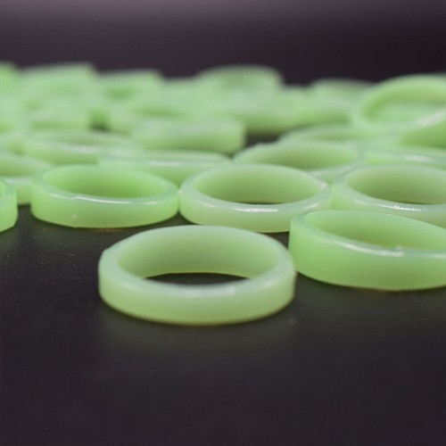 Light Up Rings Toys Plastic Party Rings Party Finger Toys Concert Party Favors
