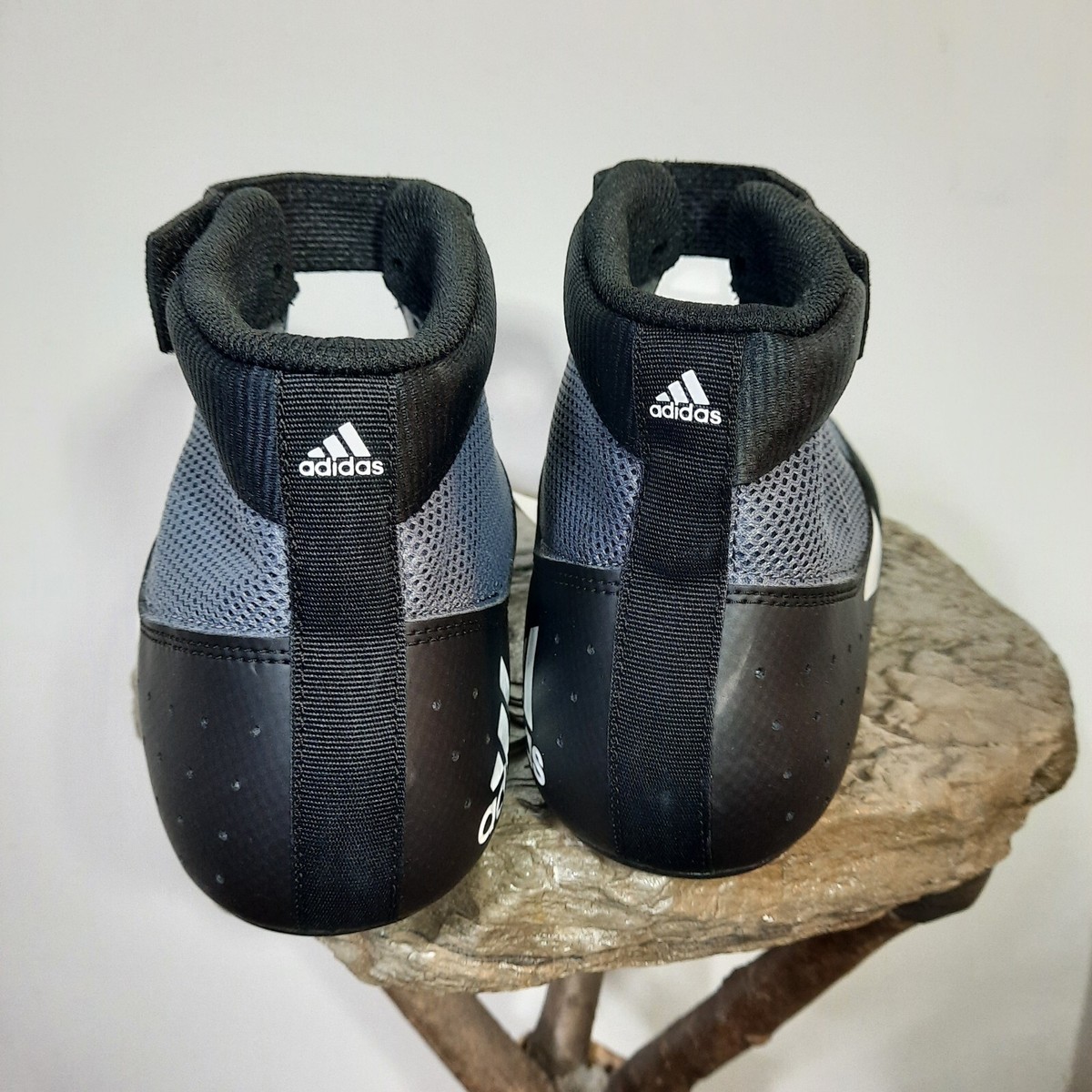 NWT adidas Mat Hog 2.0 Mens Wrestling Shoes Black Gray Size 