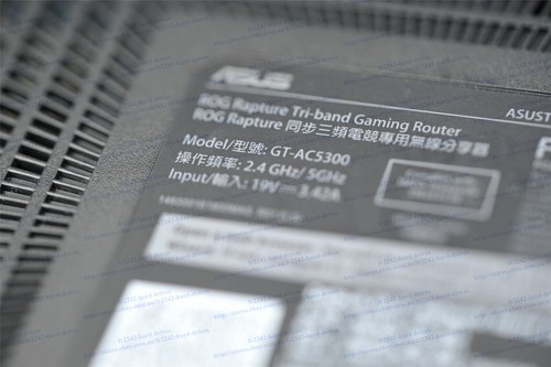 Asus GT-AC5300 1.8Ghz CPU Tri-Band Wireless Gigabit MU-MIMO Gaming Router AIMESH - Picture 4 of 7