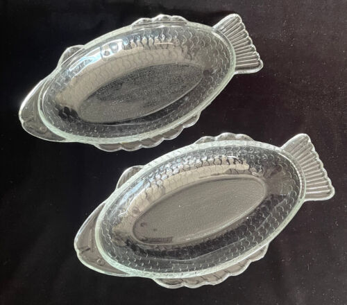 2 Vintage Glasbake fish plates 23.5 cm long 12 cm wide - Afbeelding 1 van 3