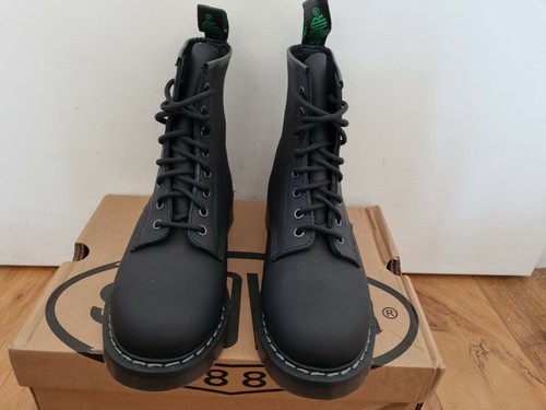solovair 6 eye derby