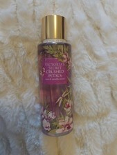 Victoria  s Secret CRUSHED PETALS Fragrance Mist 8.4 oz New Rose  Vanilla