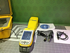 Trimble GeoXT 2005 Series Pocket PC GPS GIS Data Collector w/ Dock Charger Acces