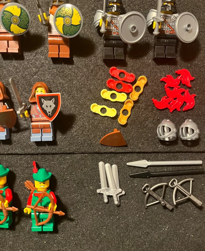 LEGO Minifigure Lot - Castle, Knights, Vikings, Forestmen and More - Image 3 of 4