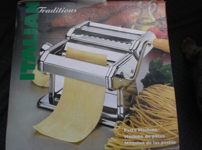 Italian Traditions Hand Crank Pasta Maker #67005 Brand New in Box Never Used