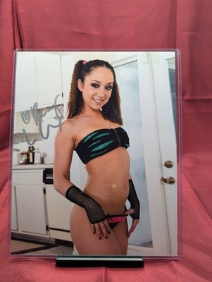 REMY LACROIX-''Sexy Adult Star''-Auth Autographed Photo   IP    @@@@