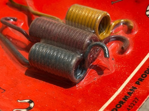 MADE IN USA 1971 72 73 74 75 76 77 78 79 80 FORD, MUSTANG DRUM BRAKE SPRING SET - Picture 4 of 5