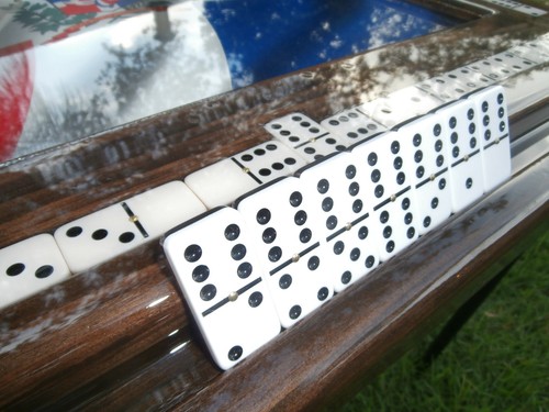 Domino Tables by Art with Dominican Republic Flag & Plain Cup Holders - Picture 3 of 12