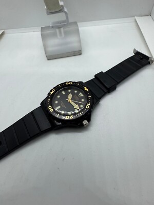 Vintage Casio MW-82 Module 705 Wrist Watch Japan WR50 Rare  display picture 2