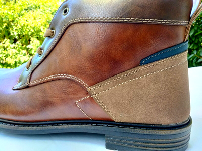 NWT Sonoma Eason Chukka Boots Men display picture 3