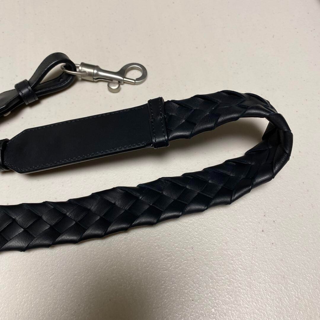 【送料&関税込】Bottega Veneta Leather Shoulder Strap Buy Bottega Veneta Leather Detachable Shoulder Strap 'Black