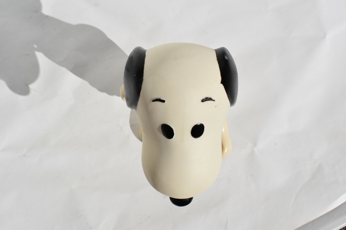 VINTAGE 1958 SNOOPY UNITED FEATURE SYNDICATE ORIGINAL VINTAGE 1958 SNOOPY UNITED FEATURE SYNDICATE ORIGINAL