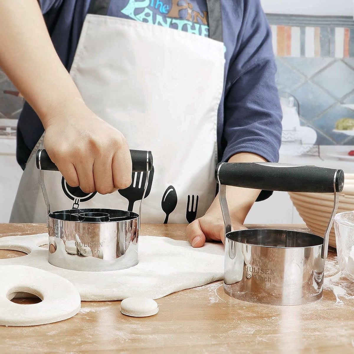 Produktbild von Donut Cutter 7,6cm Edelstahl - Schwerer Ausstecher Mit Galvanischem Finish