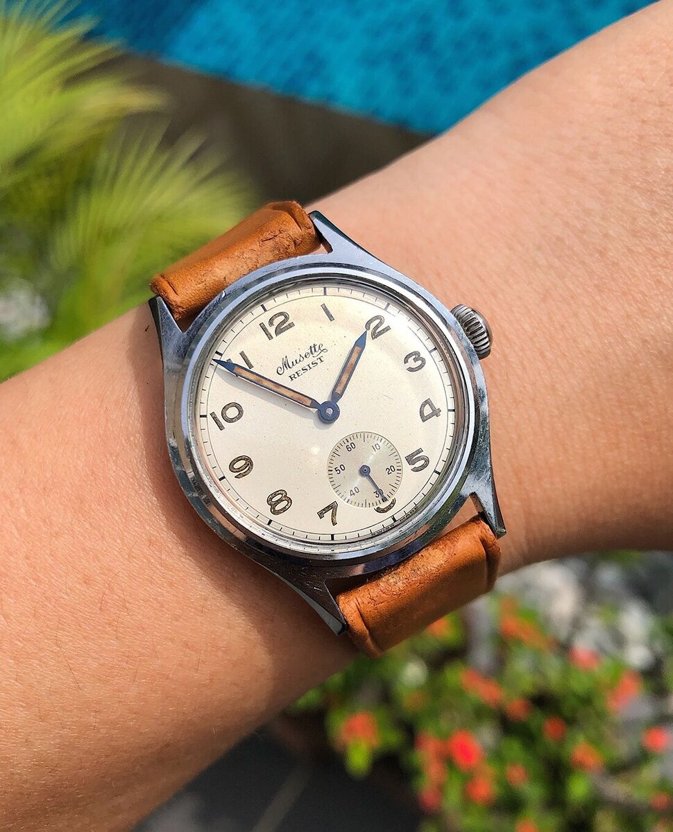 MUSETTE Resist Vintage Military Watch 1950s 12.68z | Art MUSETTE Resist Vintage Military Watch 1950s 12.68z | Art