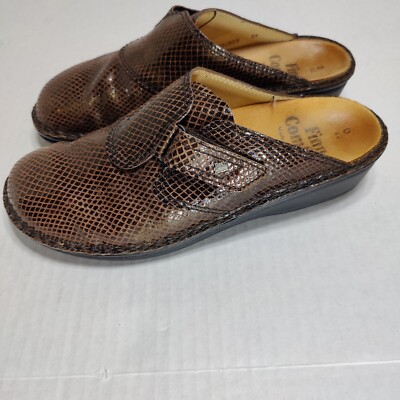 Finn Comfort Women's Orb Mule Clogs Brown Snake Skin Slip Ons