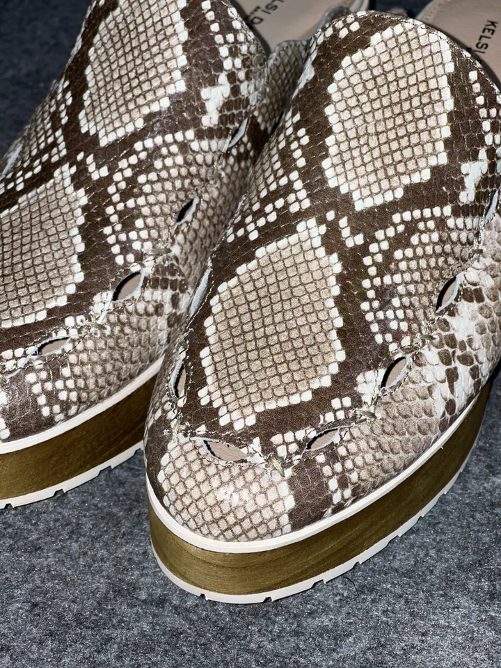 KELSI DAGGER Mule Clog 11 BROOKLYN Wells Snakeskin - Image 4 of 4