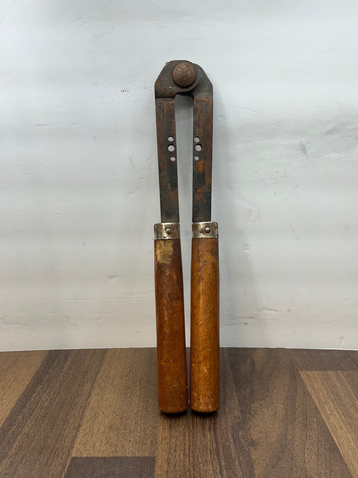 Lyman 4 Cavity Mold Handles, Old Style Clam Shell Type - Used