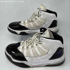 Authentic Nike Mens Air Jordan Max Aura Black White Sneakers Shoes Size 11.5