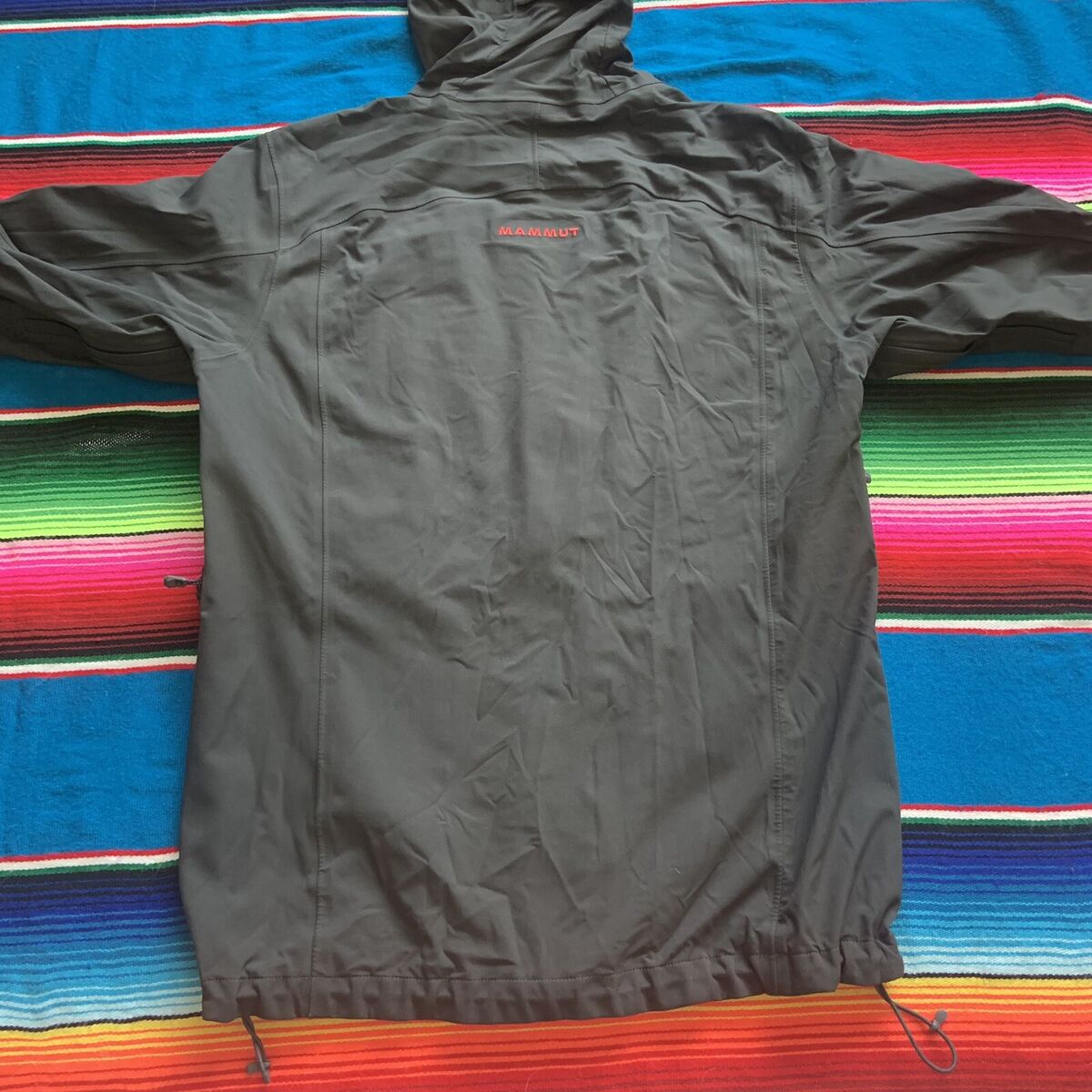 Mammut Dry Tech Premium Gray Waterproof Rain Parka Jacket Mammut Dry Tech Premium Gray Waterproof Rain Parka Jacket