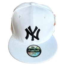 New York Yankees Baseball Cap Fitted Hat Flat Brim MultiSize White w/ Black logo