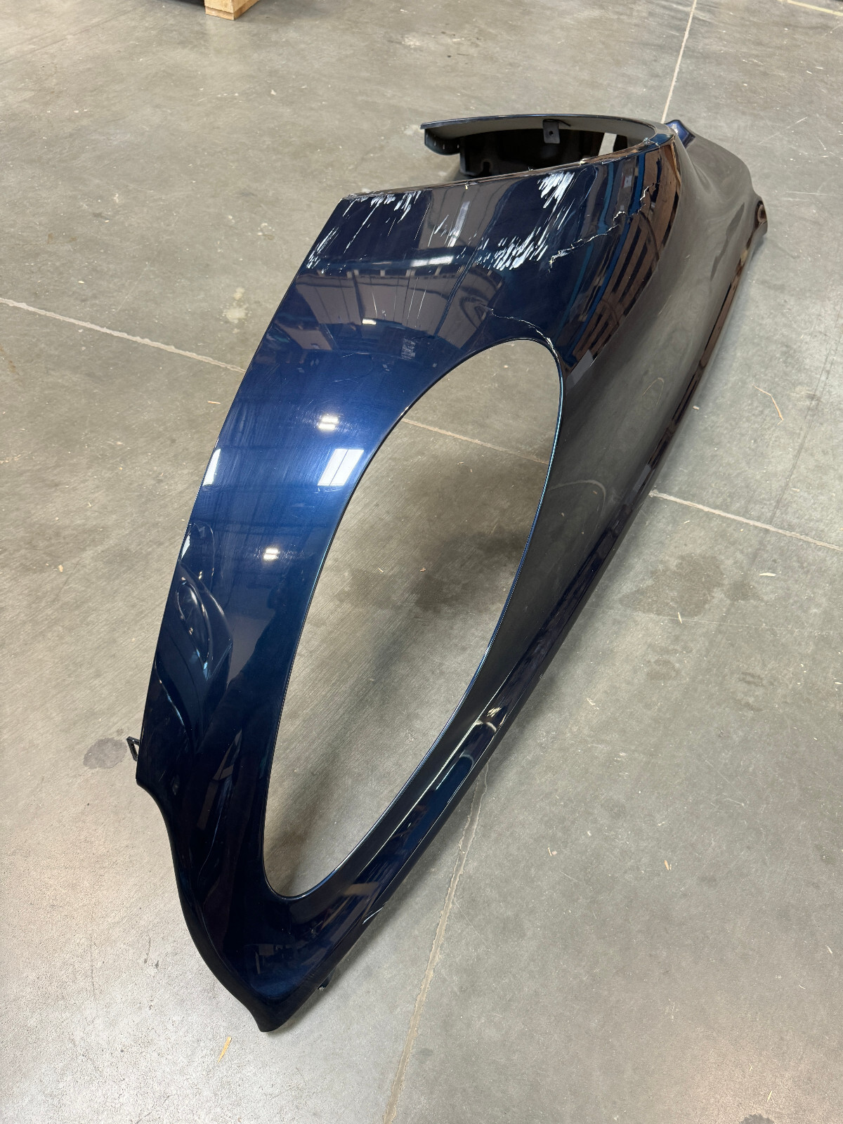 05-12 ASTON MARTIN VANTAGE OEM RIGHT FRONT FENDER 6G33-16005