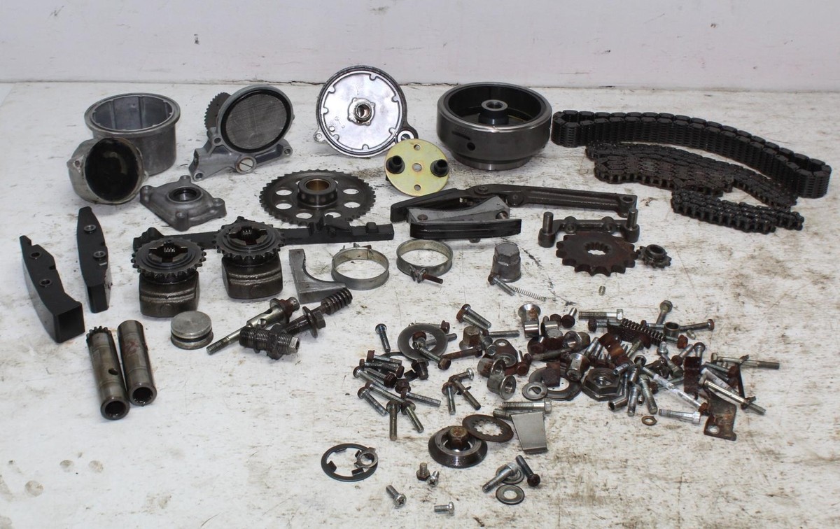 カン 1983 KAWASAKI KZ750 ENGINE PARTS AND HARDWARE LOT | eBay