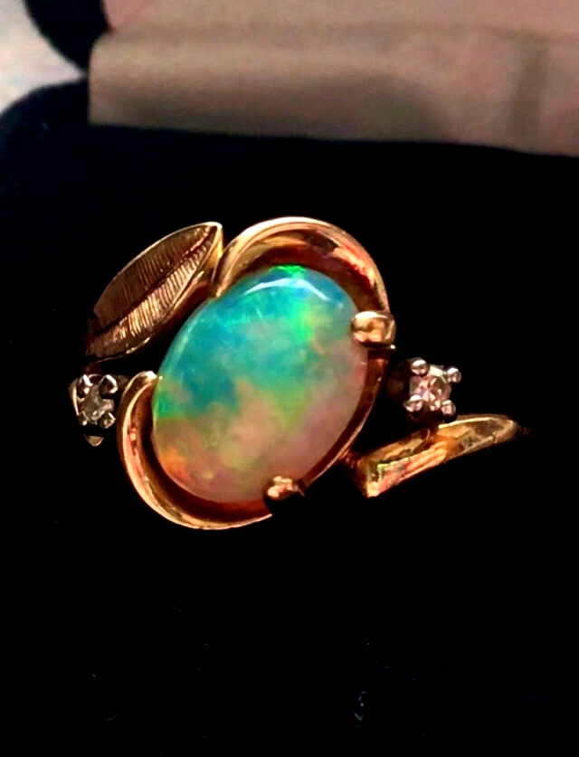 $2650 14k Y. & 18k W. Gold 0.78 Ct Opal Diamond Feather Design Ring Size 4.5