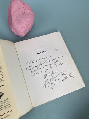 SIGNED Zuni Fetishes: Using Native American Objects Hal Zina Bennet