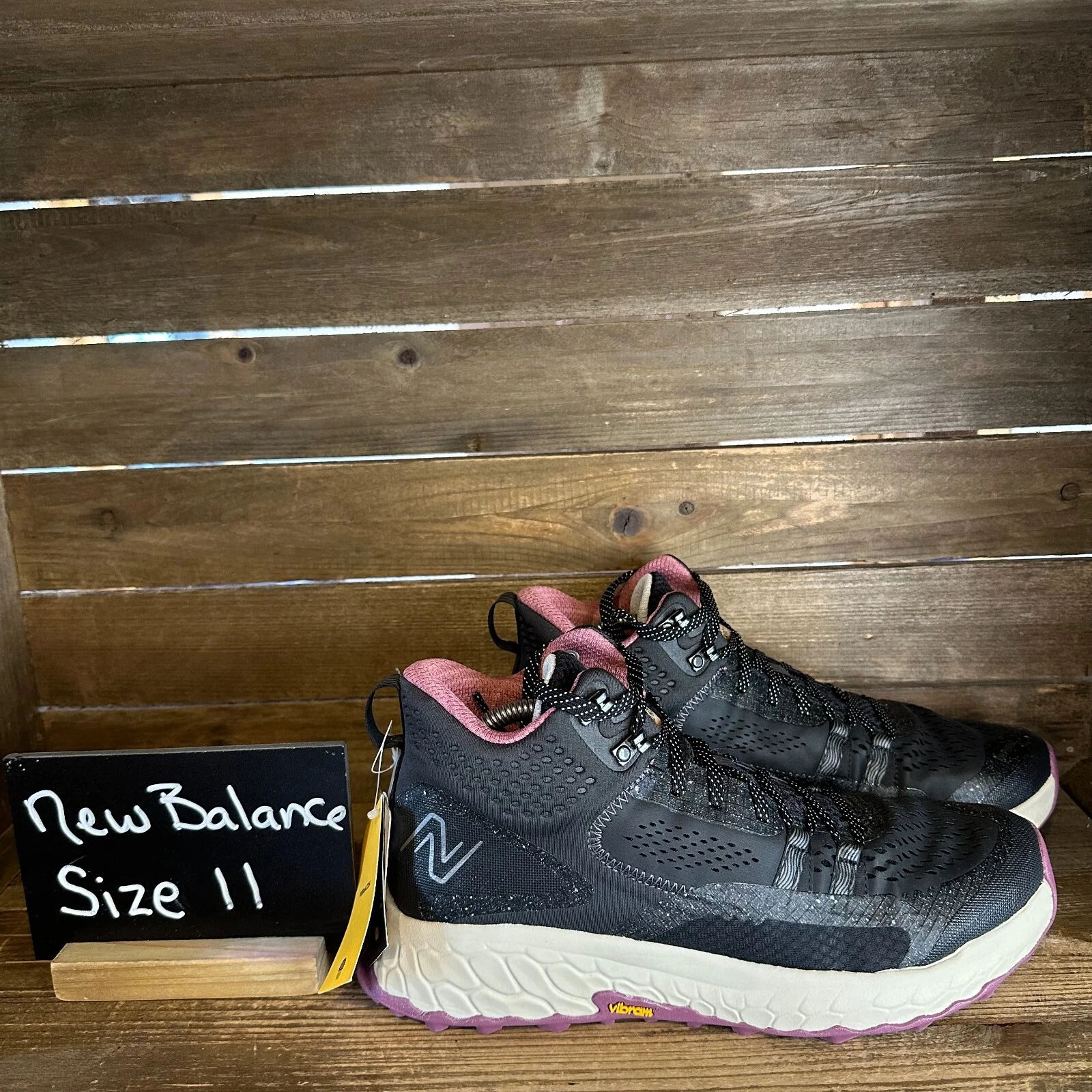 Scarpe stivaletti da trekking New Balance Fresh Foam X Hierro V1 nuove da donna taglia 11 D