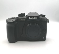PANASONIC DC-GH5 Mirrorless Camera