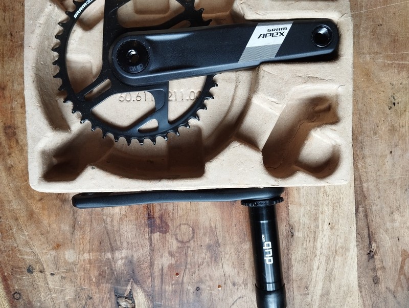 Sram Apex 1x Crankset Dub Wide 12 speed 40t X-SYNC 175mm Gravel/CX Chainset