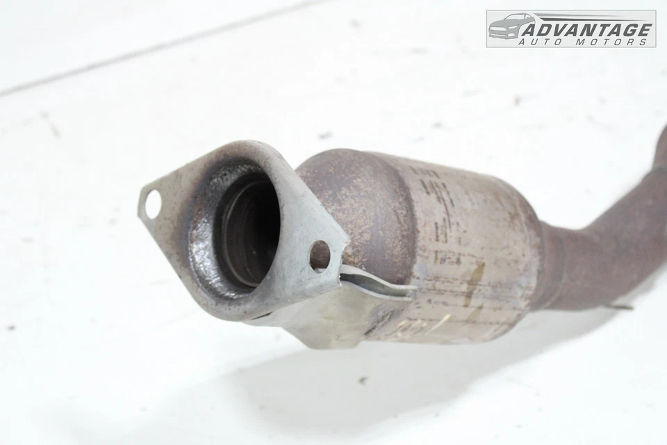 2014-2019 TOYOTA COROLLA FWD 1.8L L4 SISTEMA DE ESCAPE DIANTEIRO TUBO FABRICANTE DE EQUIPAMENTO ORIGINAL - Imagem 3 de 4