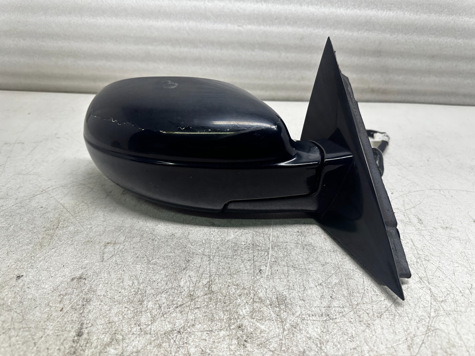 P41028 2004-2008 Maserati Quattroporte M139 Side View Mirror Passenger Side OEM