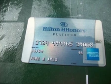 AMERICN EXPRESSSS HILTON HONORS PLATINUM  EXPIRED CREIT CARD
