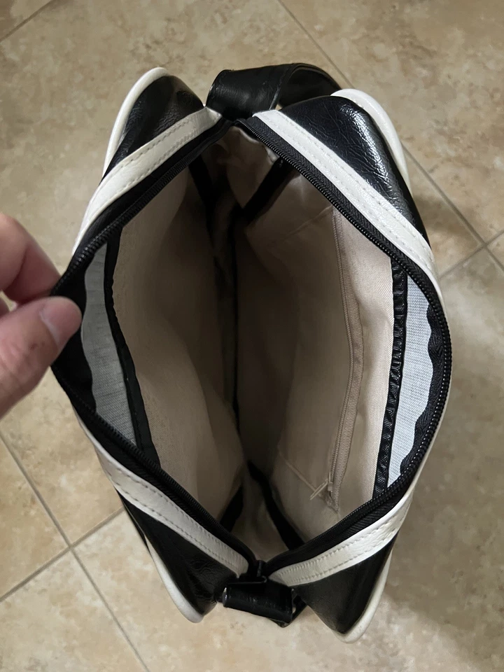 "Bolso de hombro Vespa An Illustrated History Eric Brockway negro blanco 10x12x3""" Foto 4 de 4