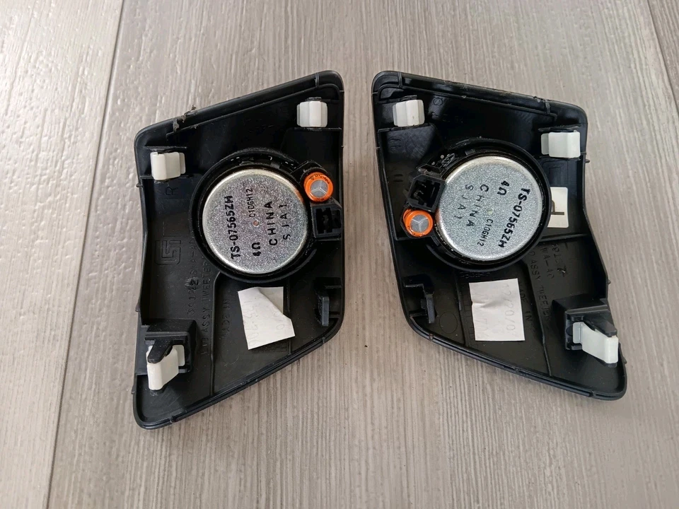 Tweeters de painel Honda Pilot CRV LH e RH 2007-2011 - Imagem 2 de 2