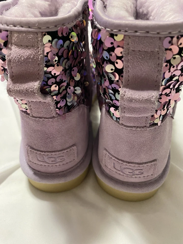 Ugg Classic Short Stellar Sequin Lilac Frost Fur Boots Womens Size 6 No Box - Image 3 of 4