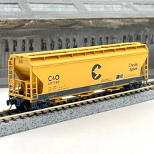 Micro-Trains N Scale Chessie System 3 Bay ACF Center Flow Hopper C&O 607190