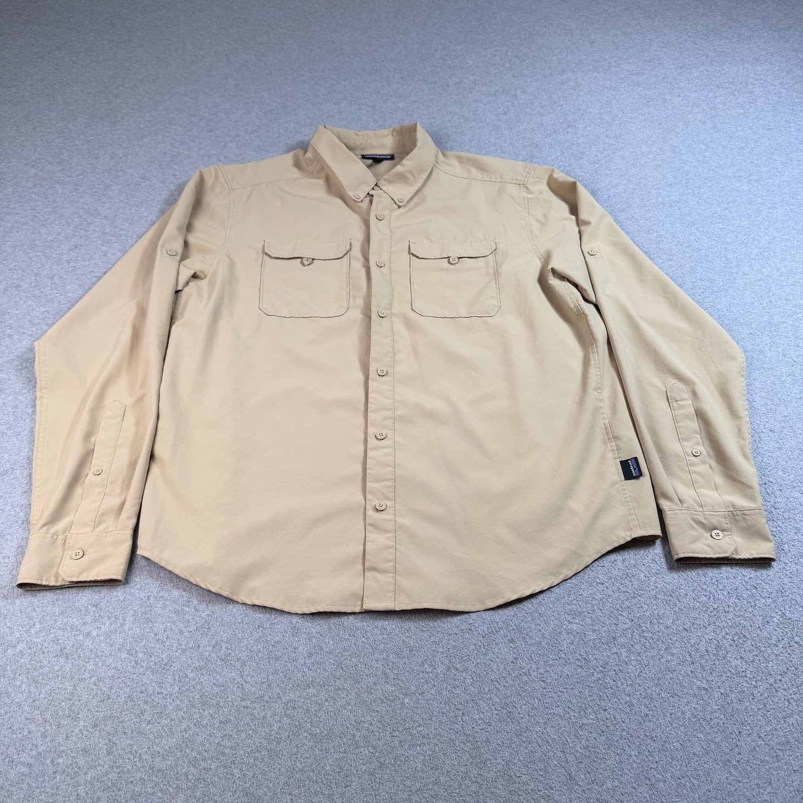 Patagonia Shirt Mens Large Beige Long Sleeve Button Front Outdoors Hike Rip Stop