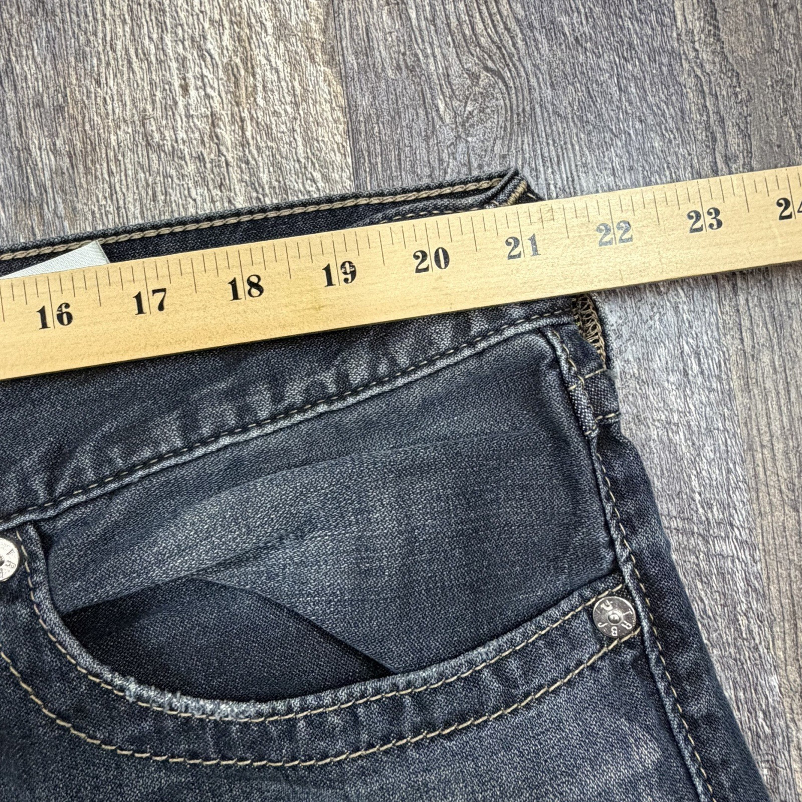 True Religion Straight Leg Flap Pocket Jeans Mens 42x34 Earthworm Dark Wash thumbnail 12