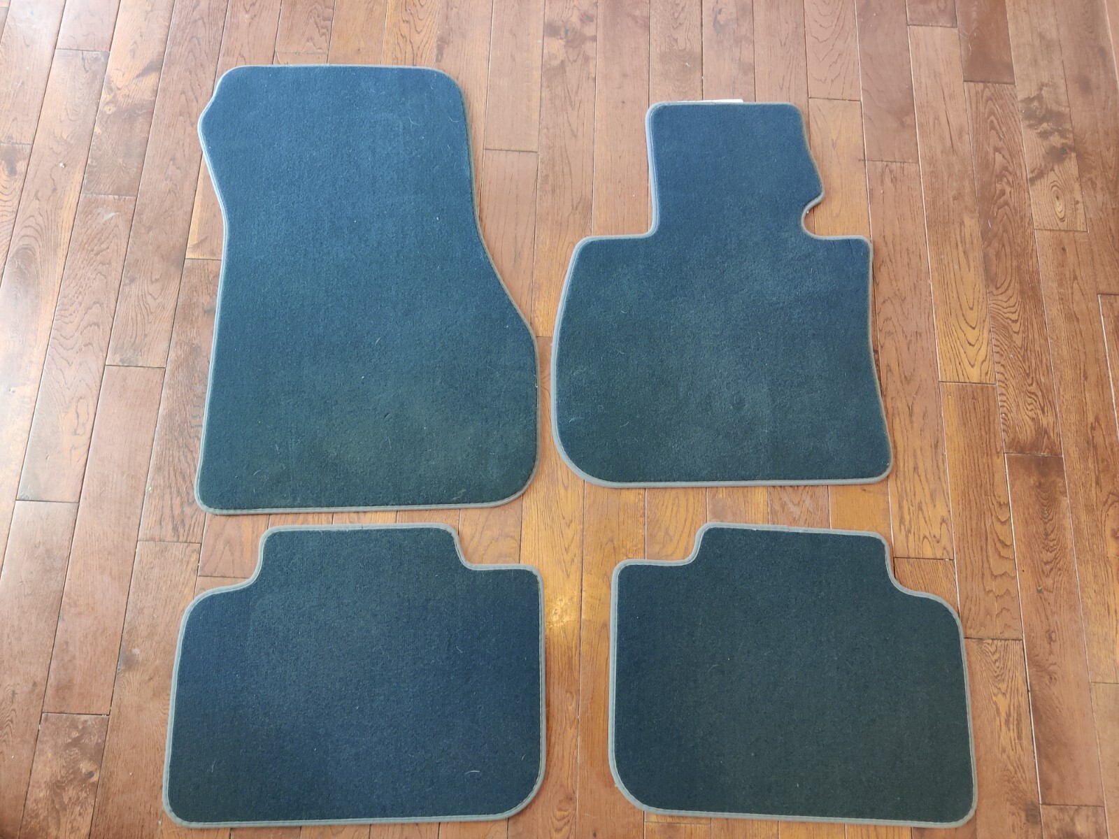 Genuine BMW carpet floor mats 10648011 Excellent Condition 3 5 7