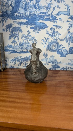 Pichet en étain Art Nouveau à décor de femme et putti signé Henri Huppé fin XIXè - Picture 11 of 12