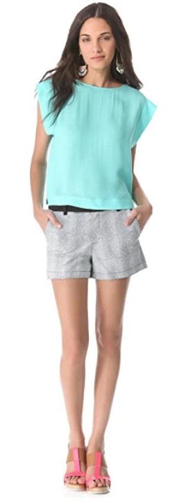 Pantalones Cortos Nanette Lepore Sound Cuero Esmaltado Estampado Animal Nuevos con Etiquetas $498 Foto 4 de 4