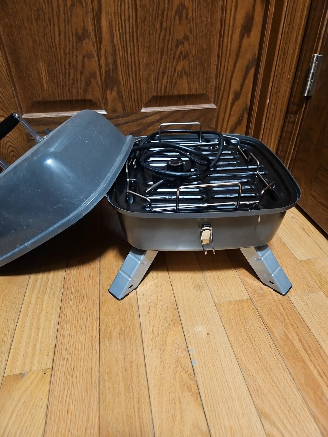 Pampered Chef Indoor Outdoor Portable Electric GRILL 2719 - Camping Grill