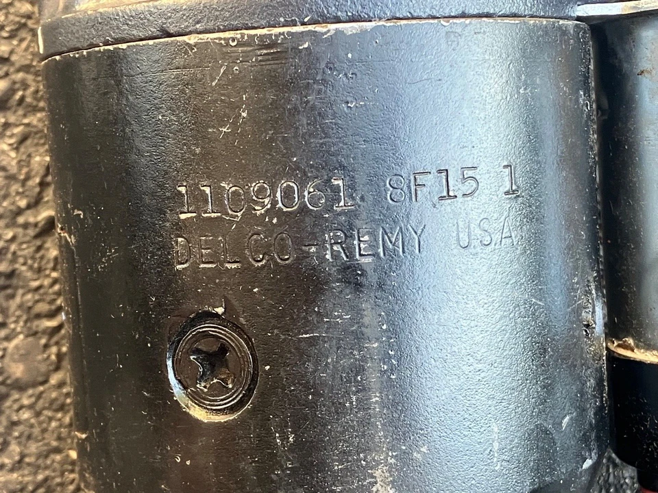 Delco Remy Starter 1109061 Fecha 8F15 BBC 1965-70 Corvette transmisión manual 8 F 15 Foto 2 de 4