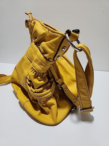 FIBO Australia Yellow Leather Shoulder Bag - Picture 5 of 12