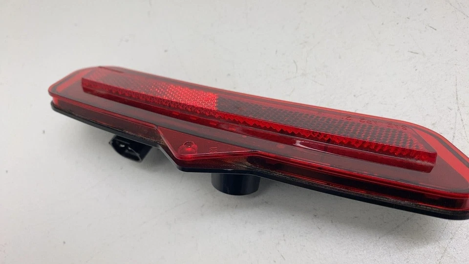 ⭕ 2023-2025 Toyota Prius Rear Right Side Marker Light Lamp Assembly 81750-47010 - Image 3 of 4
