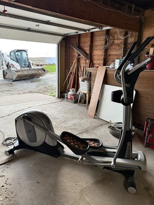 NordicTrack E7.1 Elliptical