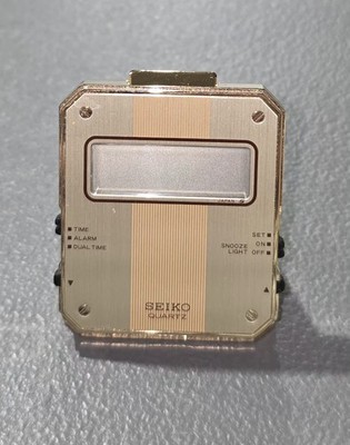 SEIKO QUARTZ DIGITAL TRAVEL ALARM WATCH REF. QEK203F DUAL TIME #74802 VINTAGE