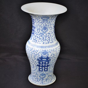ANTIQUE CHINESE PORCELAIN TAO KUANG BLUE/ WHITE VASE CHENGHUA MARK